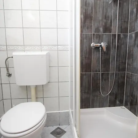Ferienwohnung Fuer 4 Personen Ca 53 Qm In Baska, Kvarner Bucht Krk - B44381 Apartment
